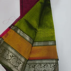 Pattu Sarees with Blouse Gap border